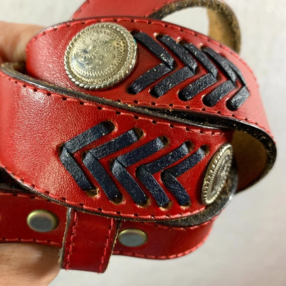 Vintage Womens Leather Belt Sz 32 Red Navy Fish Stitch Conchos‎ Coastal Boho